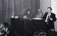 XIV C.N.A. Vitoria 1975. Emeterio Cuadrado con el Dr. Martín Almagro Gorbea