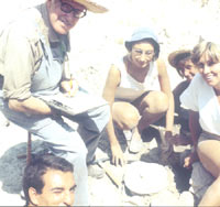 Excavación de la Tumba 496. Cigarralejo Septiembre de 1984